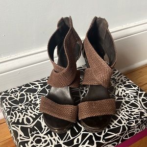 DVF Brown Burlap Wedges